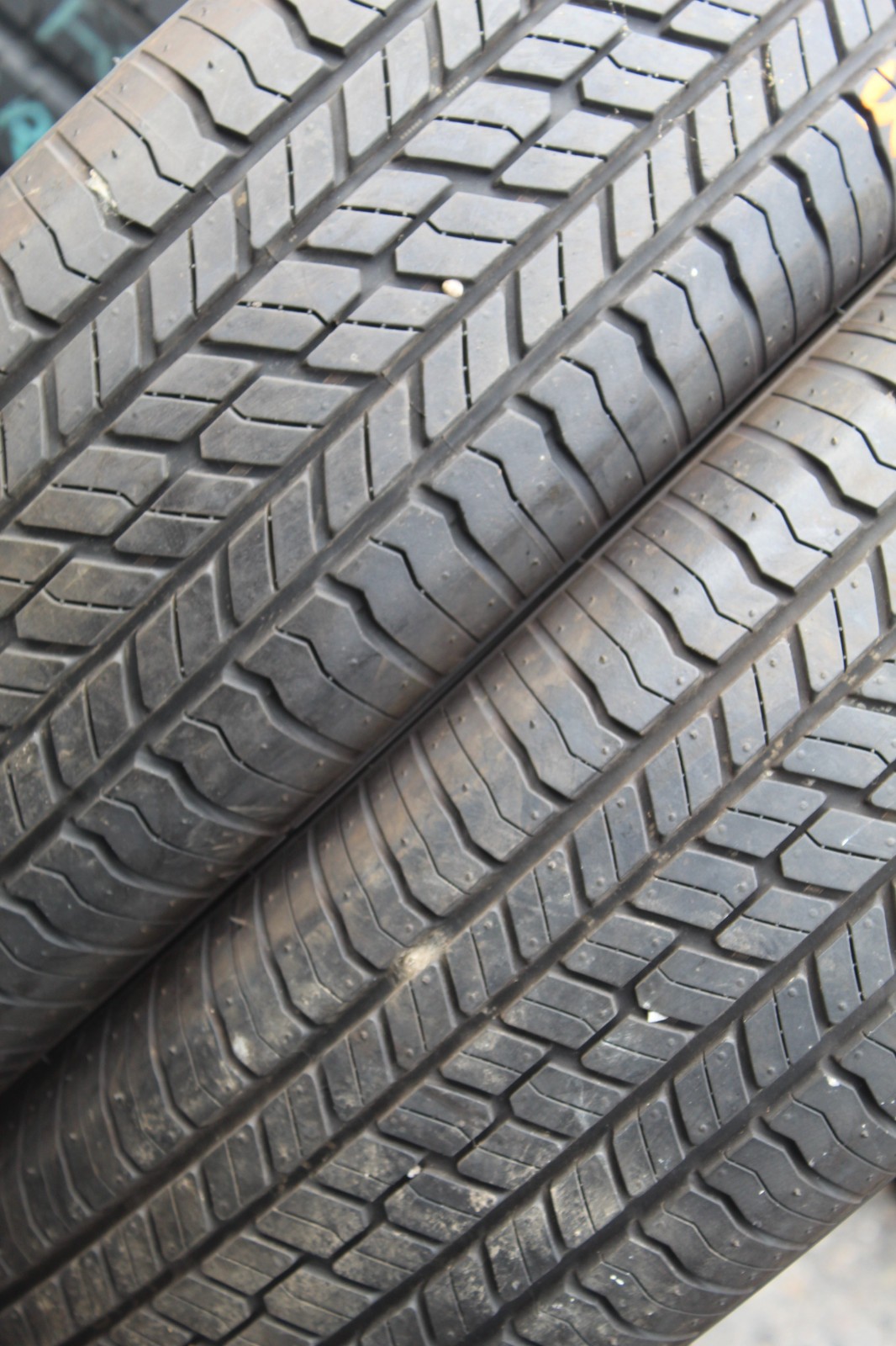 New 215 70 16 Yokohama, Geolander GO33, 100H, x1 Tyre (F1_tyres) L3716
