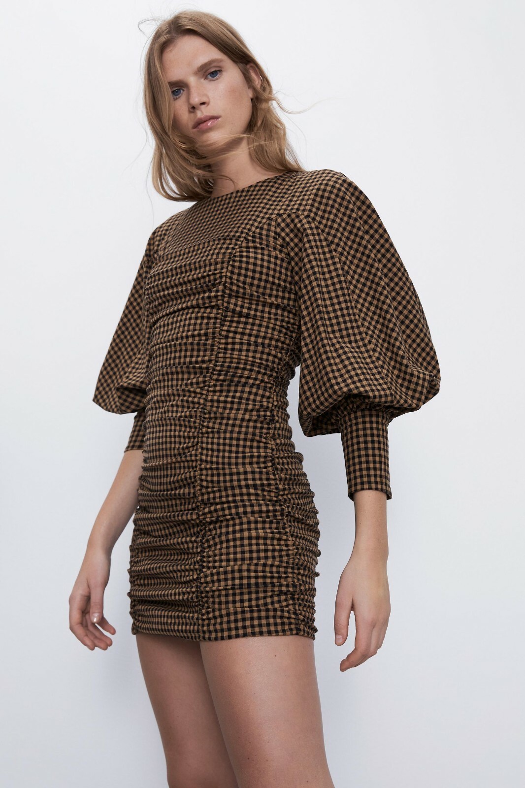 【ZARA】スパンコール ミディスカート  3920/240/808 ZARA】スパンコール ミディスカート 3920/240/808 (ZARA