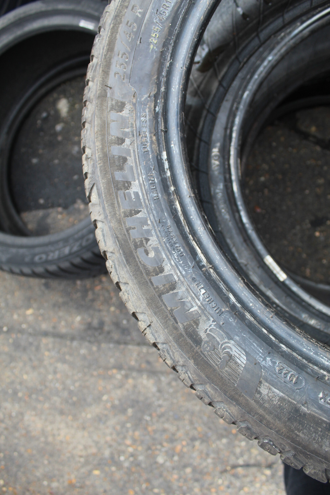 255 45 19 Michelin, Cross Climate, XL, 104H,  x2 A Pair 6.0mm (F1_tyres) L2465