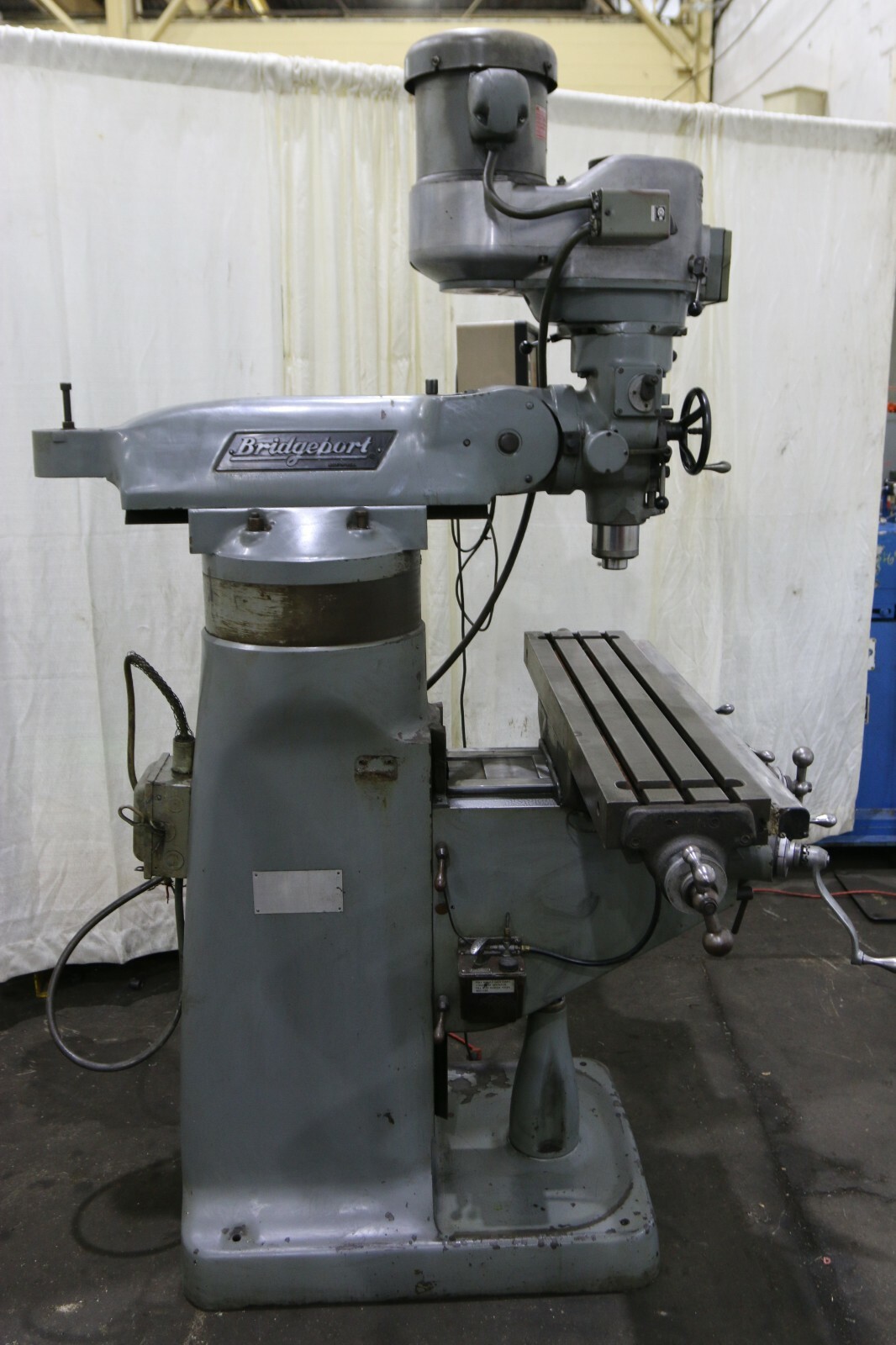 2 HP BRIDGEPORT SERIES I VERTICAL KNEE MILL: YODER #71017