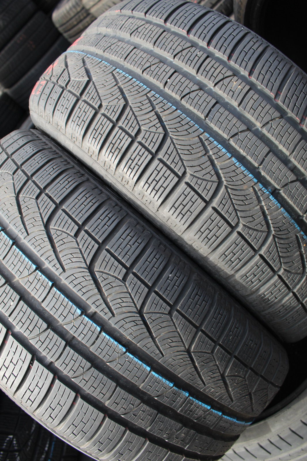 275 40 20 Pirelli, Winter, XL, M+S, 106W, x2 A Pair, 7.0mm (f1_tyres) FOD L1578