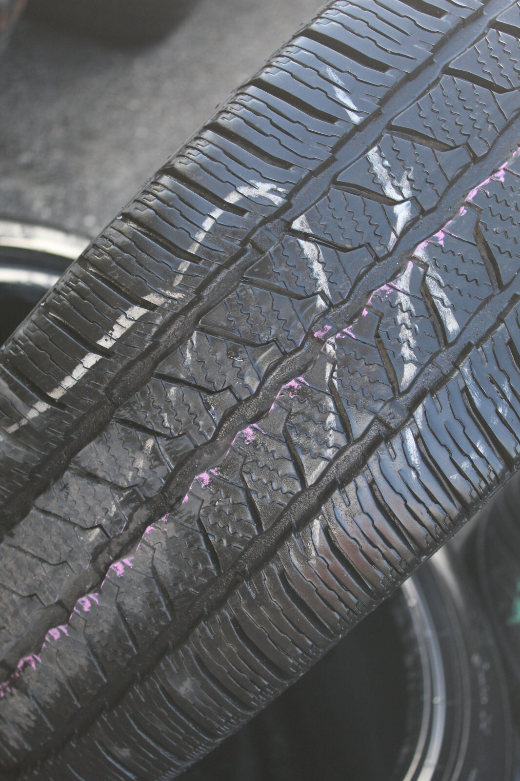 235 65 16C Continental, Winter, 121/119R, x1 Single Tyre 7.5mm (F1_tyres) L3326