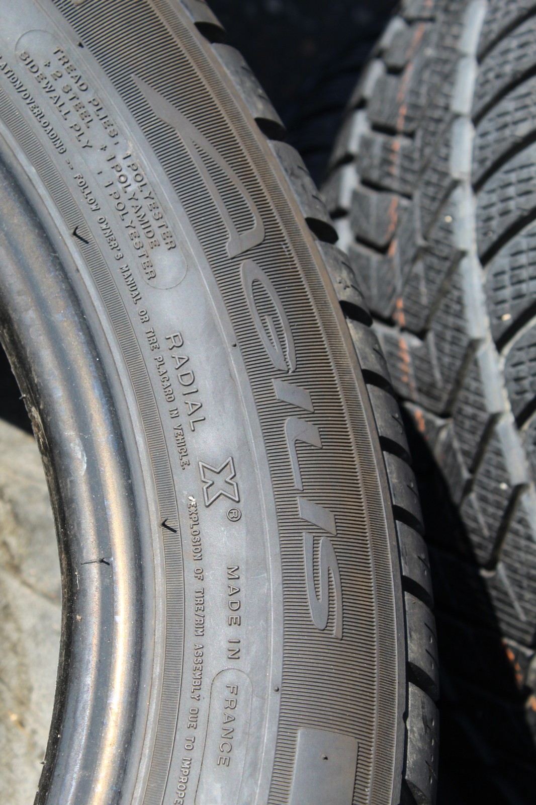 215 60 17C Michelin, Agilis, 104/102H x1 Single Tyre 7.0mm (F1_tyres) L3733