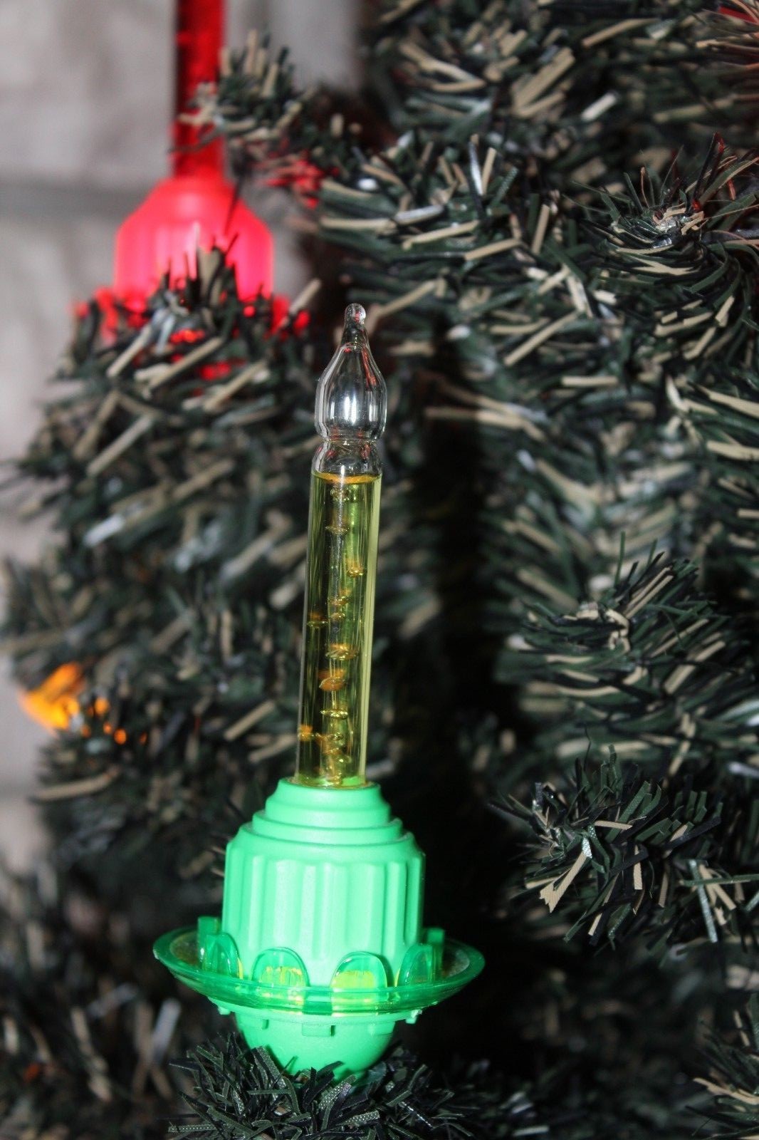 AUTHENTIC RARE VINTAGE CHRISTOPHER RADKO SHINY BRITE C7 BUBBLE LIGHT TREE GREEN