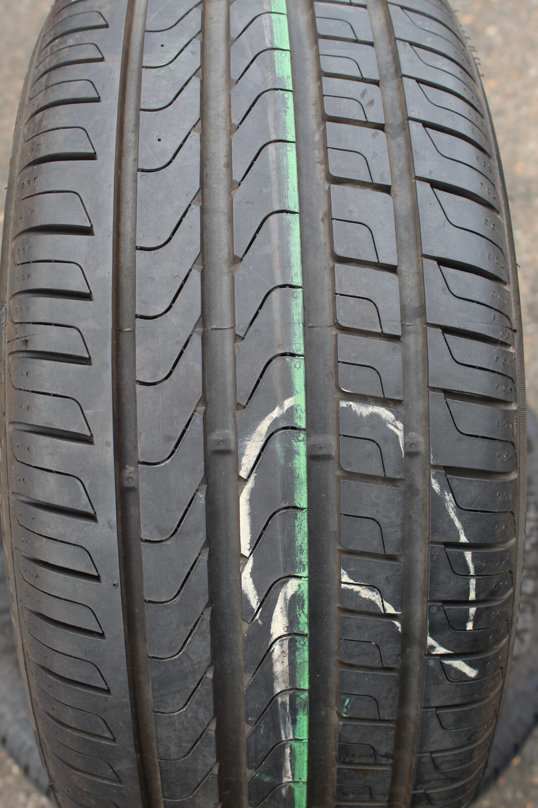 225 40 18 Pirelli, Cinturato P7, XL, 92W, x1 Single, 7.5mm (f1_tyres) FO L2600