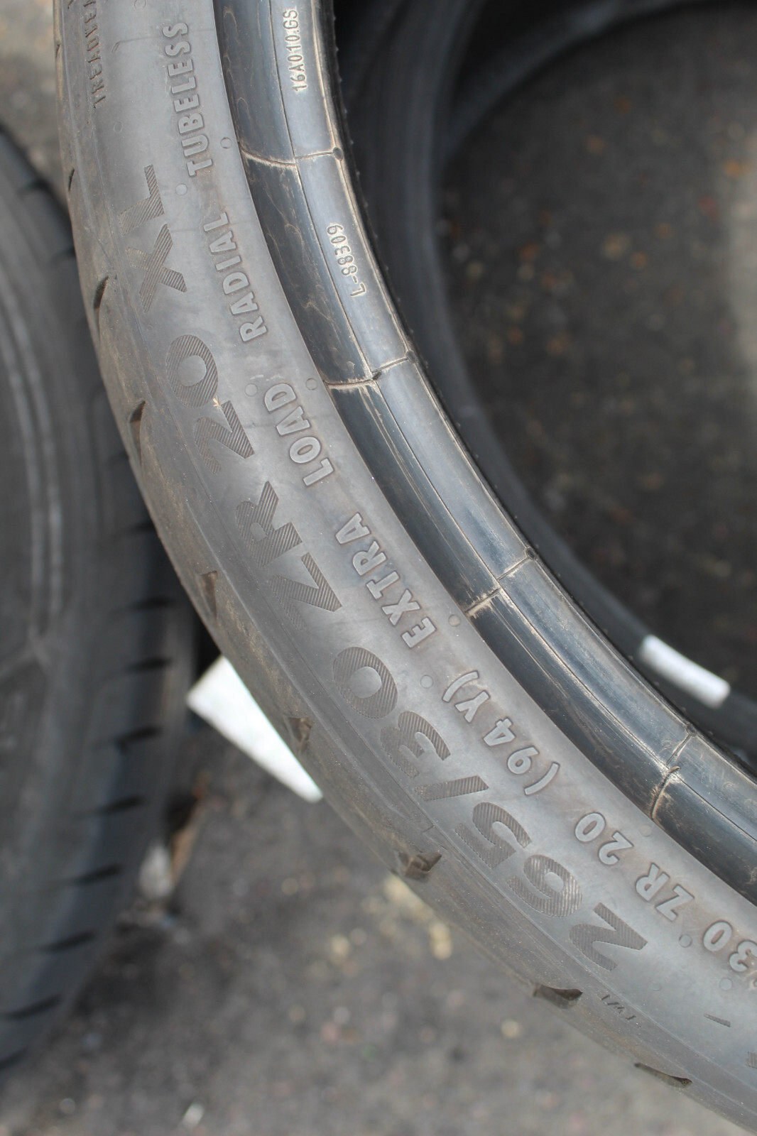 265 30 20 Continental, SC 7, XL, 94Y, x1 Single Tyre 6.0mm (F1_tyres) L2584