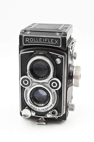 Rolleiflex 3.5B Medium Format TLR Camera w/75mm Xenar Lens