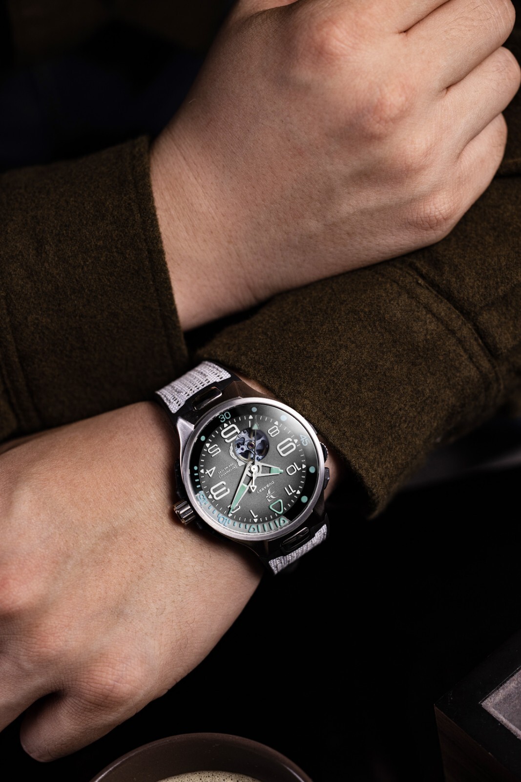 Pre-owned Franck Dubarry Men's 'deep Ocean' Black Dial Automatic Watch 07 Graywhite