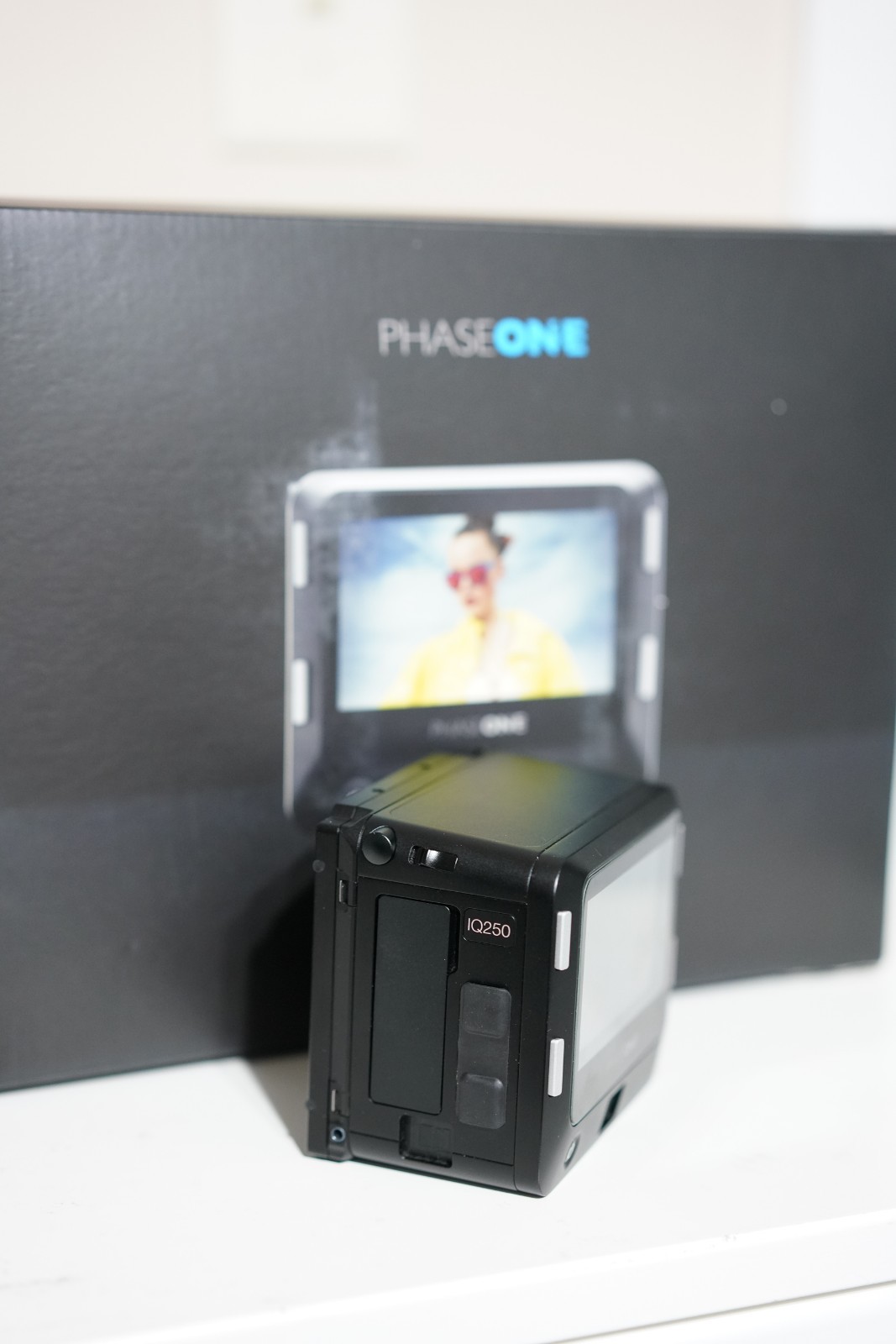 Phase One IQ250 Hasselblad CFV V Mount digital back Boxed Only under 5500 Shots