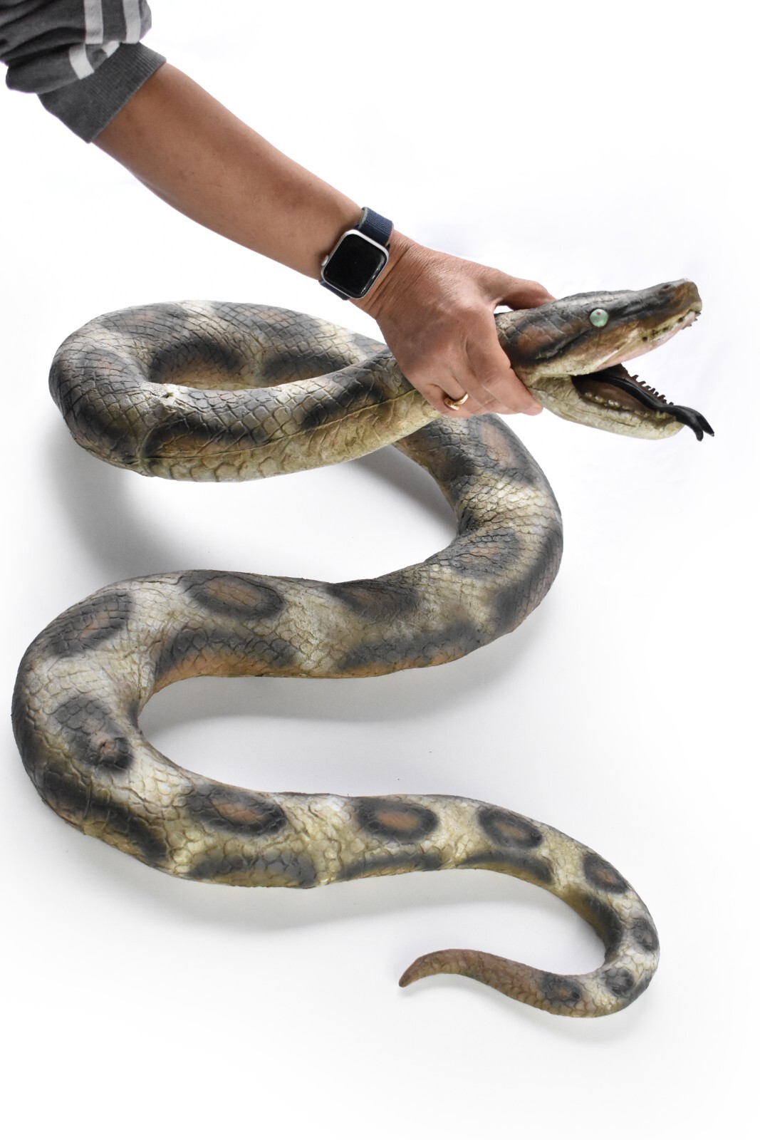 Realistic Giant Anaconda Snake foam-filled latex rubber snake    87"  F3405BB65
