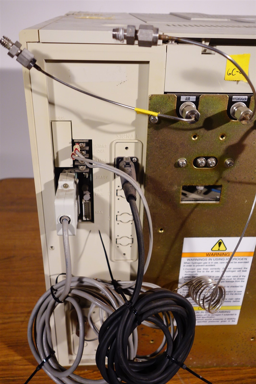 Shimadzu GC-17A Gas Chromatograph with FID Detector Shimadzu GC-17A Gas Chromatograph with FID Detector