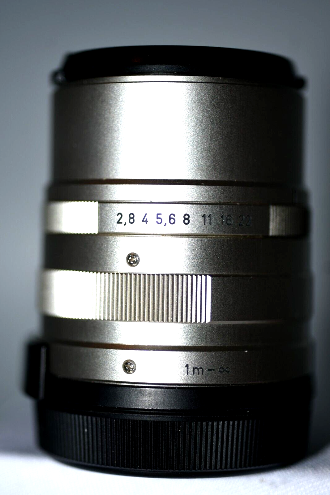Contax Sonnar T* 90mm f/2.8 G Lens. ***MINT***. FIT CONTAX Contax Sonnar T* 90mm f/2.8 G Lens. ***MINT***. FIT CONTAX