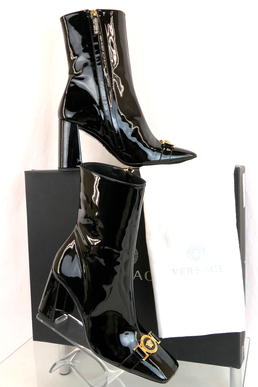Pre-owned Versace $1300  Black Patent Leather Medusa Medallion Zip Heel Ankle Boots 39.5