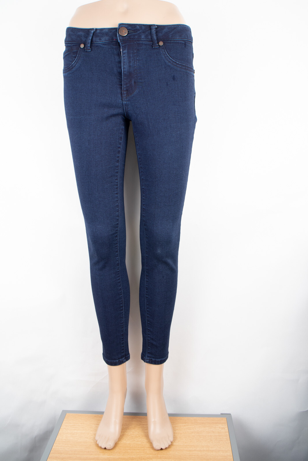 1822 Denim Skinny 6 (26 X 26) Women's Denim Jeans Dark Wash