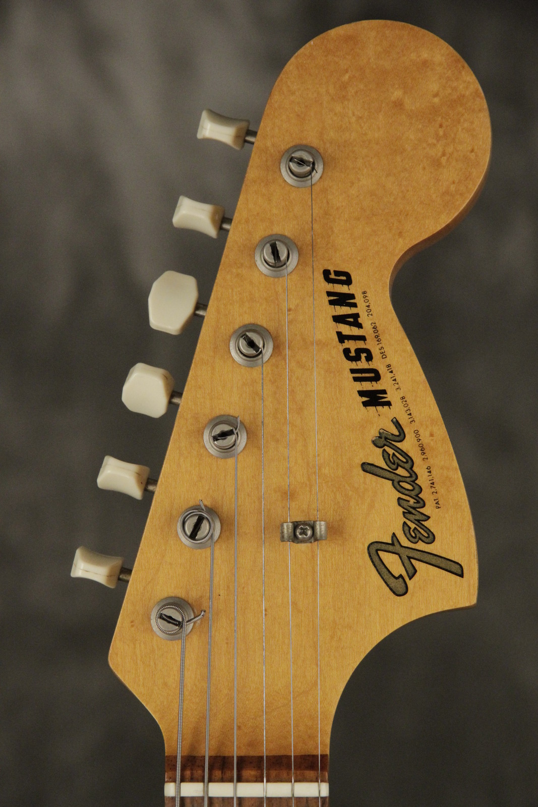 all original 1967 Fender MUSTANG Red w/orig. hardshell case