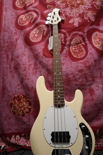 【10053】【左利き用】 Sterling Ray4 Vintage レフティ 10053】【左利き用】 Sterling Ray4 Vintage レフティ