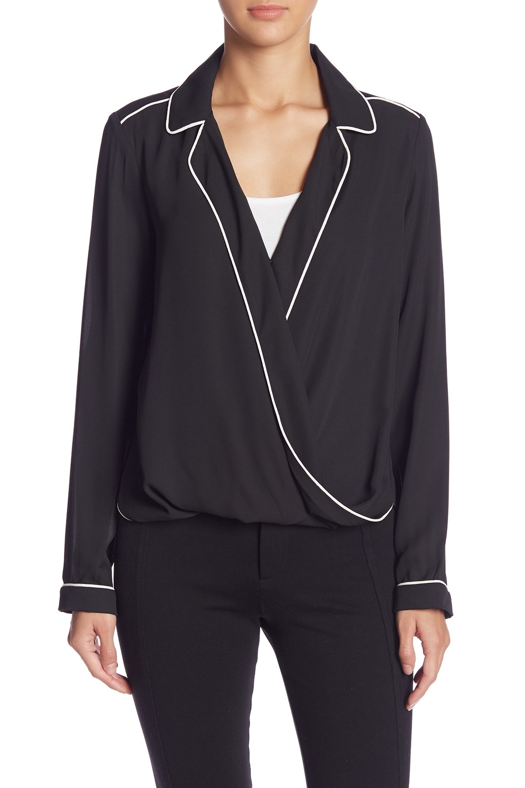 Wayf 154889 Women's Notch Collar Surplice Blouse Black Sz. Medium