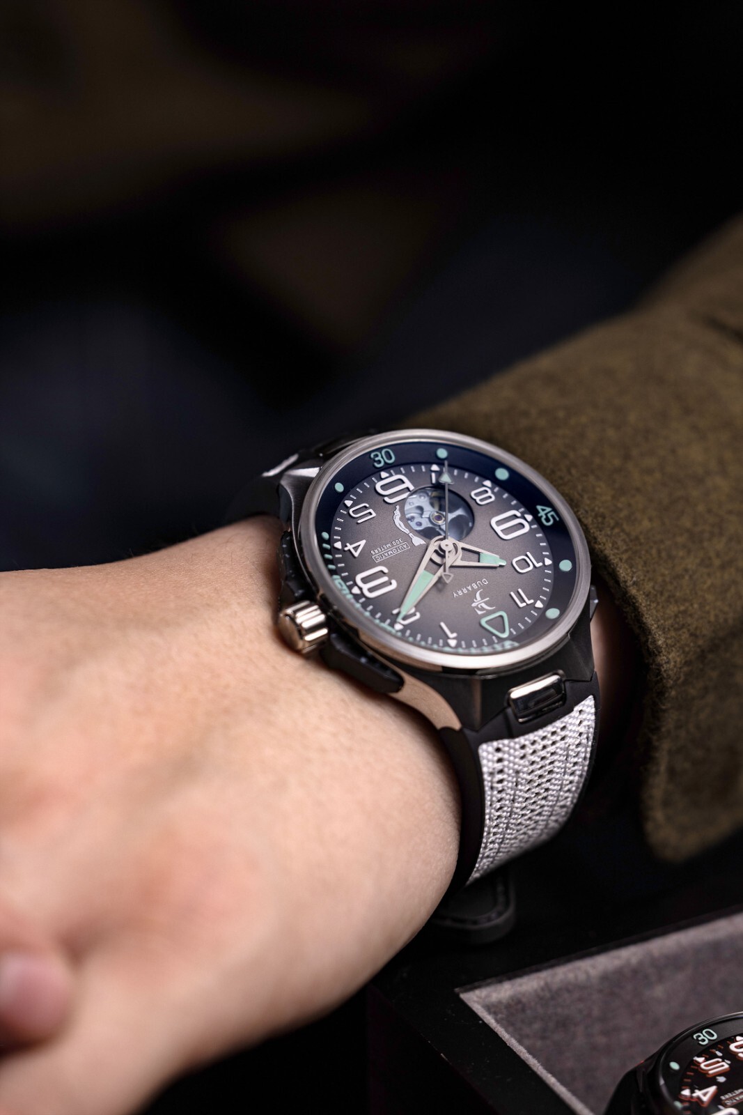 Pre-owned Franck Dubarry Men's 'deep Ocean' Black Dial Automatic Watch 07 Graywhite