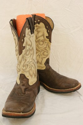 square toe rocky boots