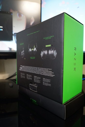 Razer ManO'War Wireless 7.1Surround Sound Gaming Headset With Extra Cooling Pads
