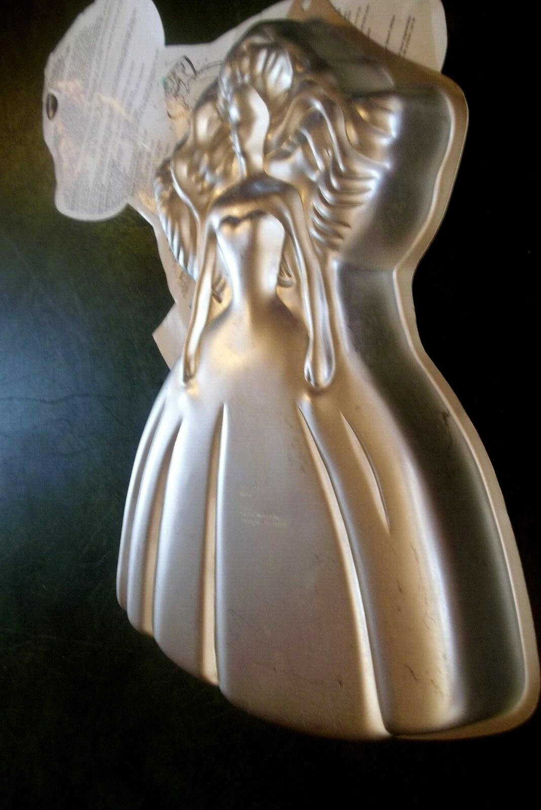 NEW WILTON 1992 BARBIE CAKE PAN 2105-2551