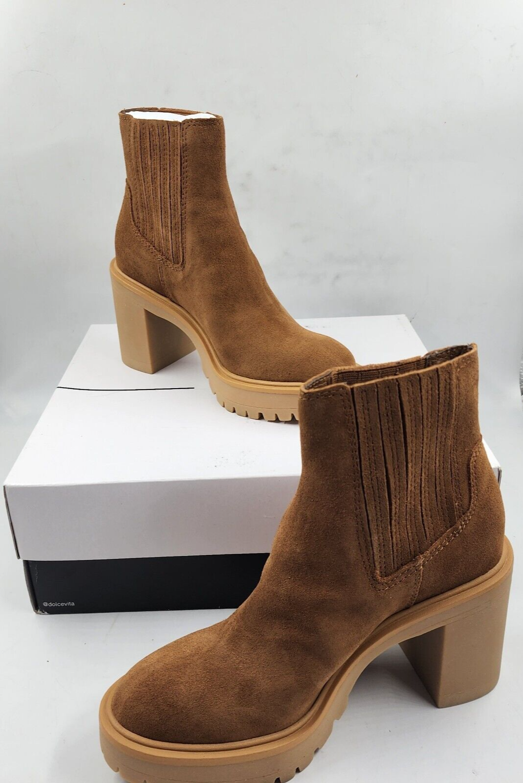 Dolce Vita Caster Block Heel Booties Women's 6.5 Camel Suede Round Toe Pull On - Picture 3 of 16