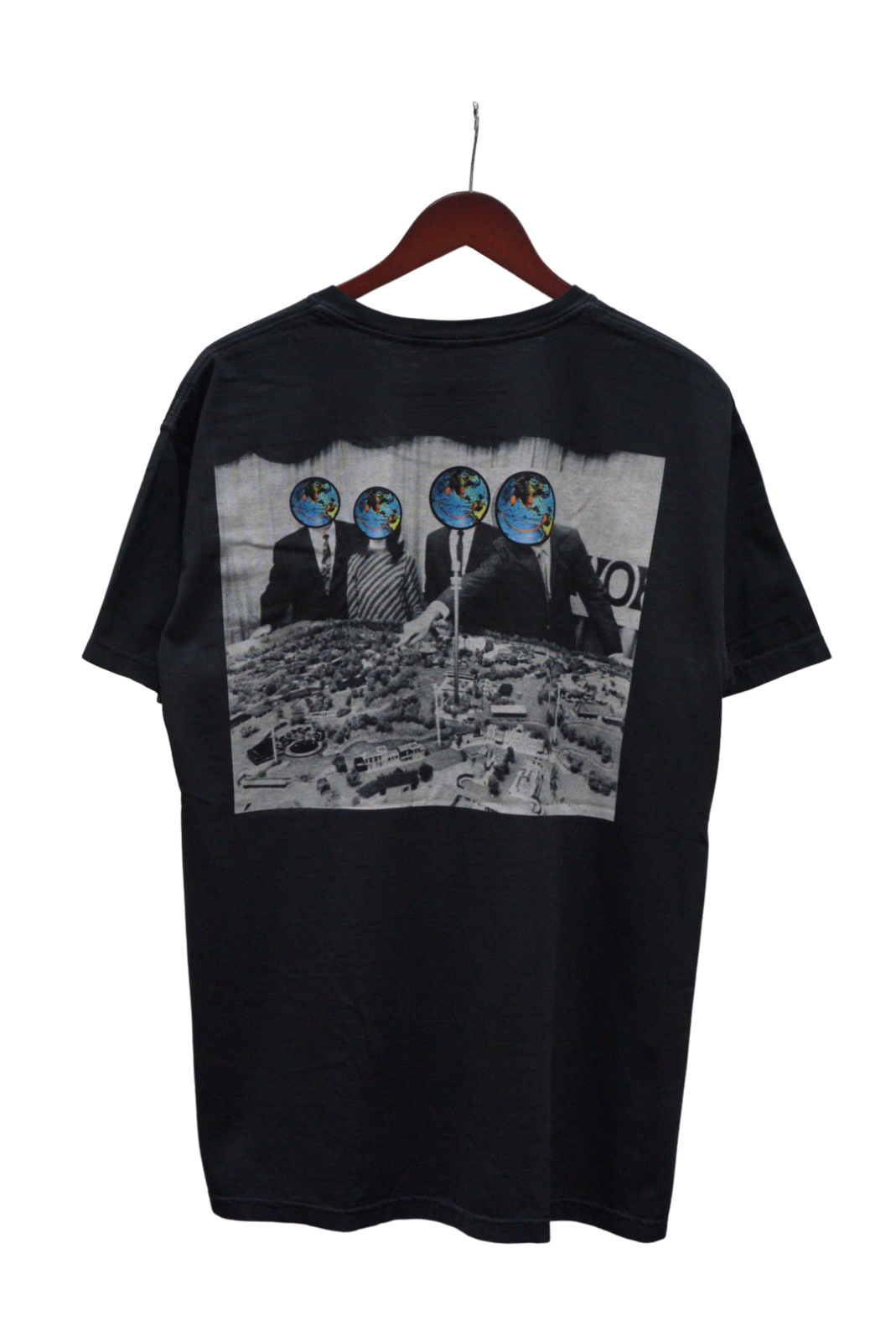 505 Travis ASTROWORLD STAFF 地球プリント Y2K 505 Travis ASTROWORLD STAFF 地球プリント Y2K - メルカリ