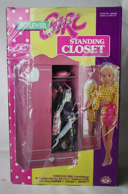 VINTAGE 90'S FOREVER GIRL STANDING CLOSET SINDY MAXIE BARBIE