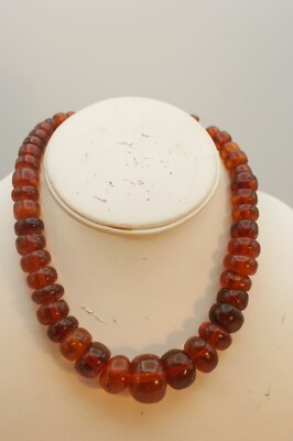 VINTAGE CHINESE HONEY COGNAC AMBER GRADUATED ROUND & FLAT BEAD NECKLACE 49 GRAMS