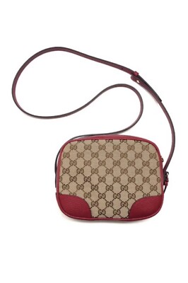 Gucci Bree GG Supreme Monogram Red Messenger Wallet Crossbody Shoulder Bag