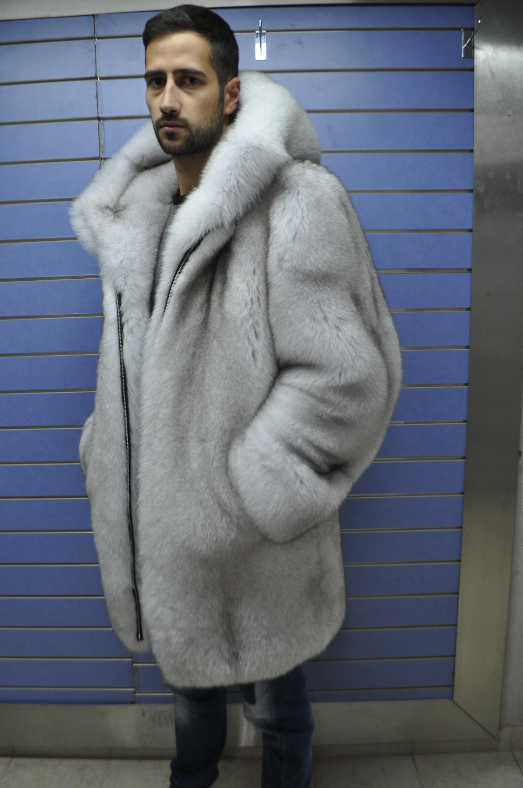 FOX LUXURY FULL SKIN BLUE FOX FUR MEN LONG COAT REAL FUR WHITE SKIN TO SKIN FOX HOOD