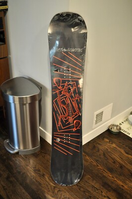 Salomon villain snowboard 138