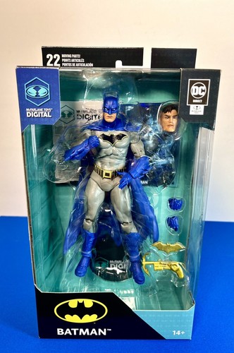 DC DIRECT BATMAN（ Action Figure ） Amazon.com: DC Direct Batman (Justice) 1:6 Scale Deluxe