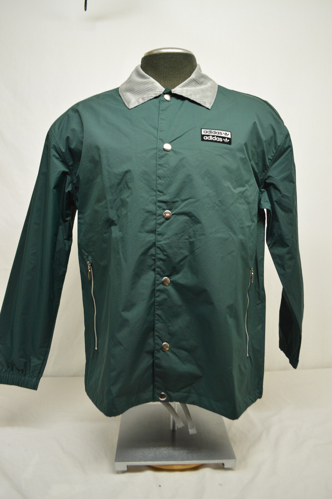 NEW Adidas Coach Jacket Light (H11465) Training Coach Jacket NEW Adidas Coach Jacket Light (H11465) Training Coach Jacket