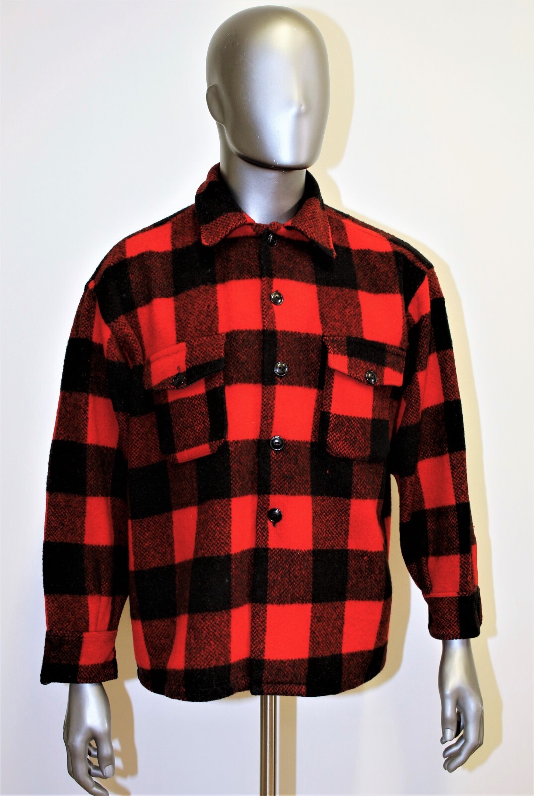 Vintage 60s MELTON OUTERWEAR RED Plaid Thick Wool Shirt