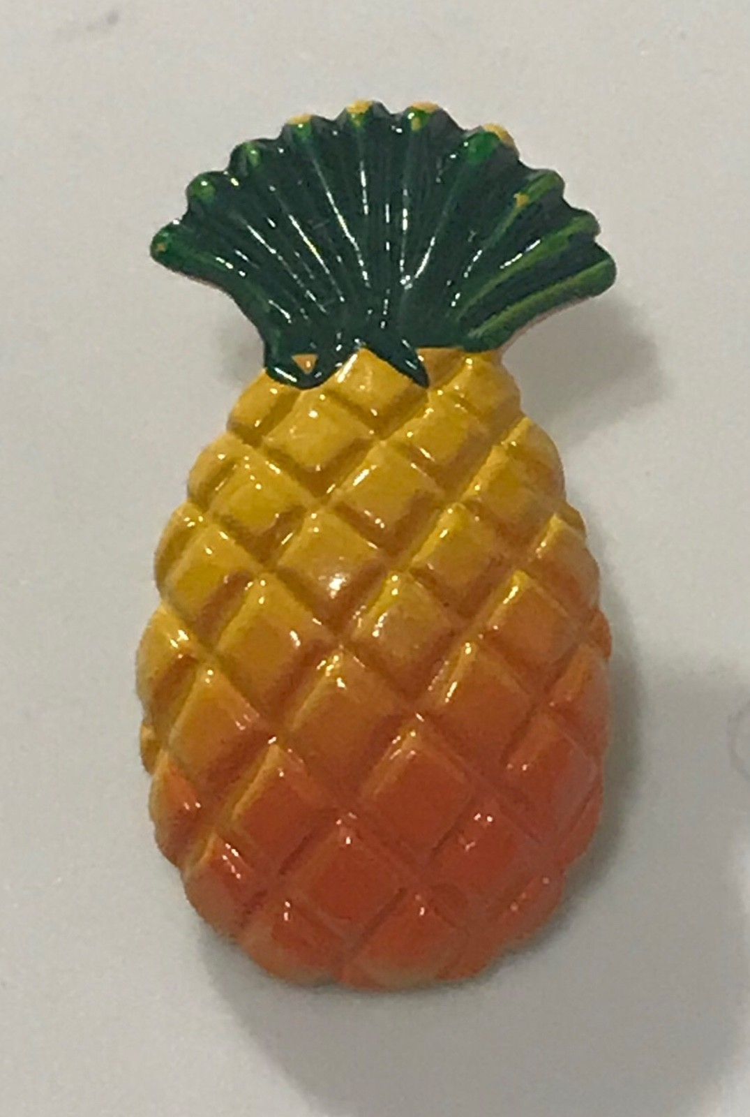 JHB Vintage Realistic Handpainted Button PINEAPPLE 7/8” Fruit
