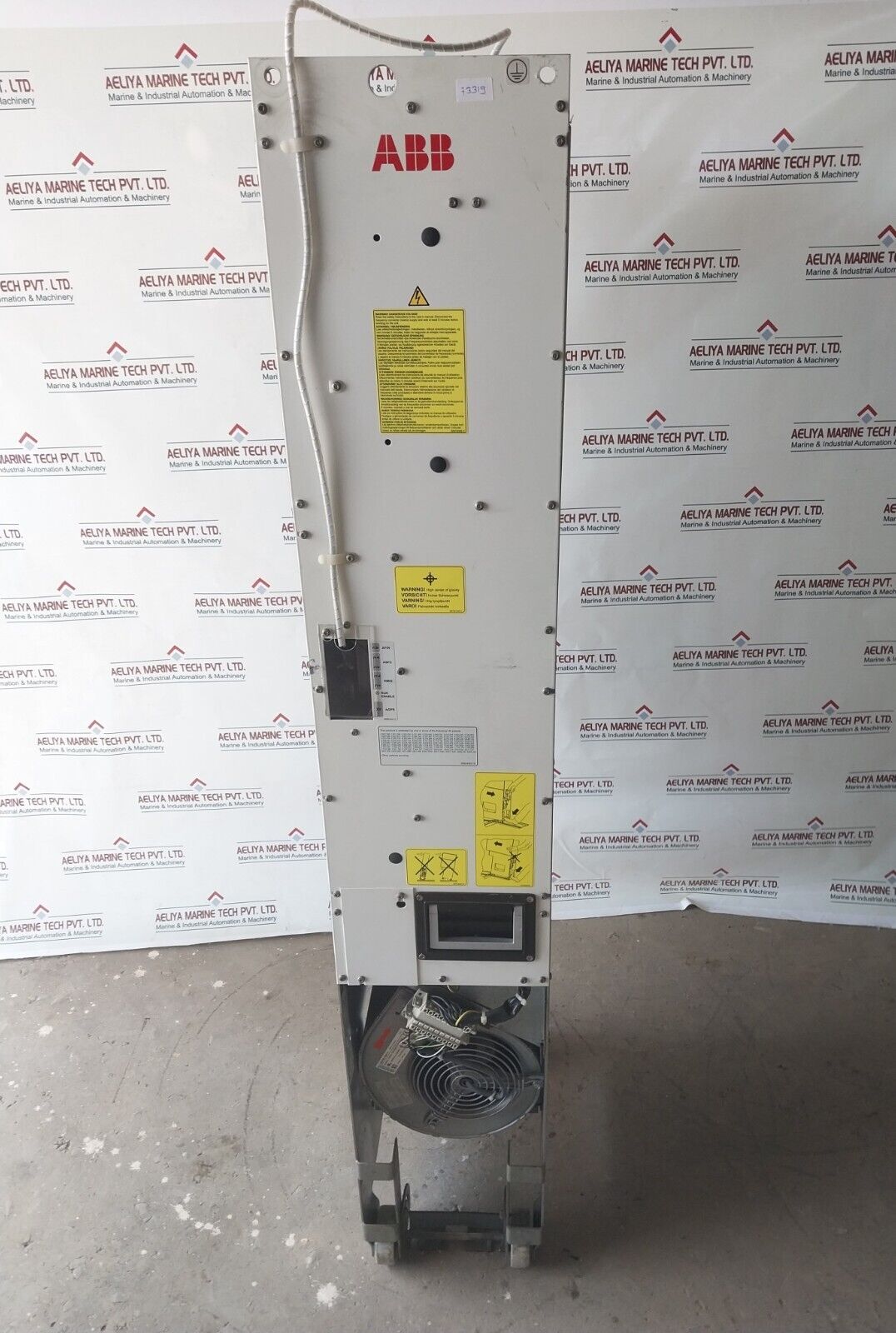 ABB ACS800-104-0580-7+C126+E205+V991 Inverter Drive 68685745 ABB ACS800-104-0580-7+C126+E205+V991 Inverter Drive 68685745