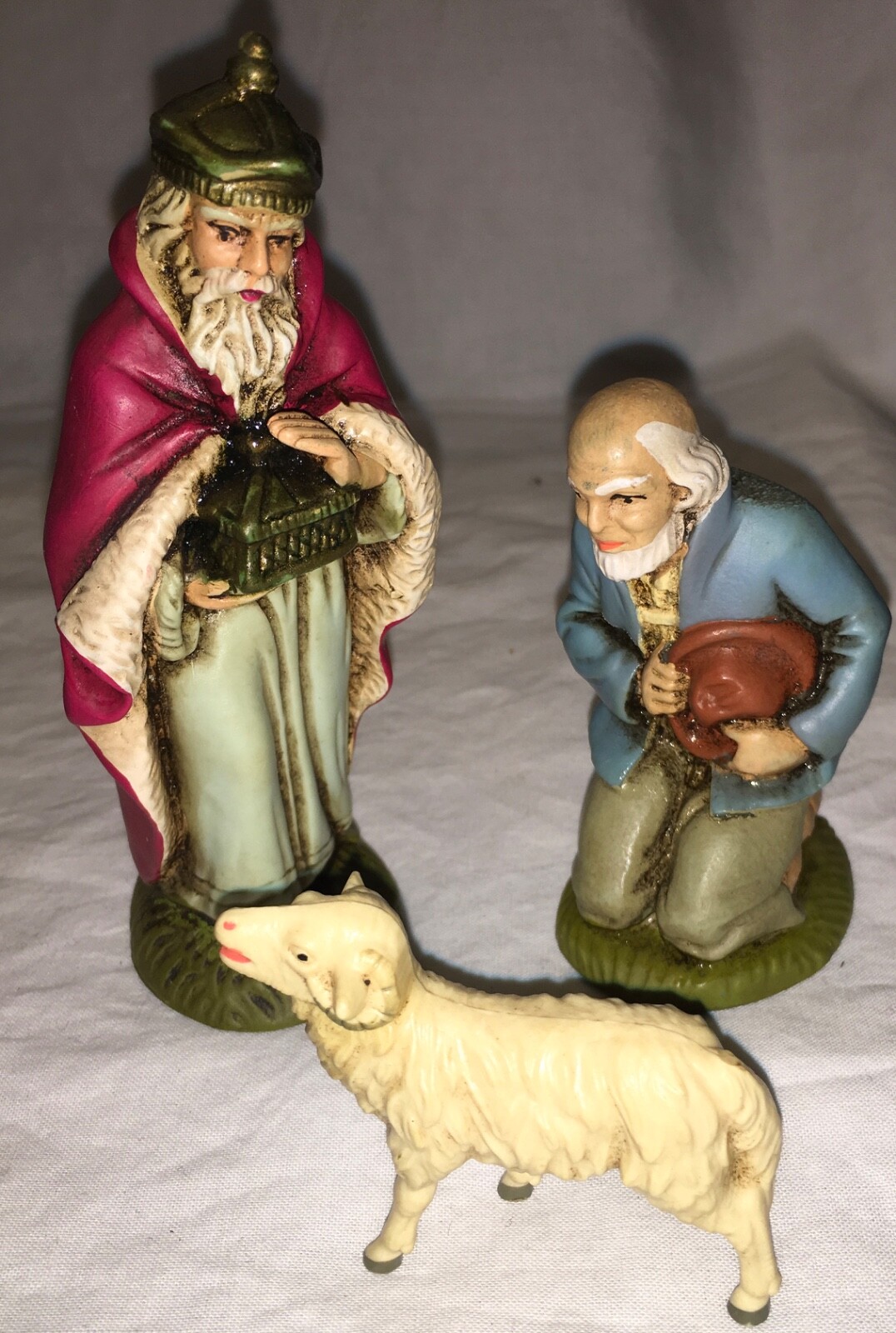 VINTAGE S.S.KRESGE HAND PAINTED GERMAN NATIVITY SET