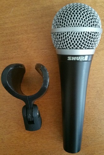 EXCEPTIONAL SHURE PG58 WIRED MICROPHONE MIC, CLIP STAND HOLDER + BAG ~ LIGHT USE