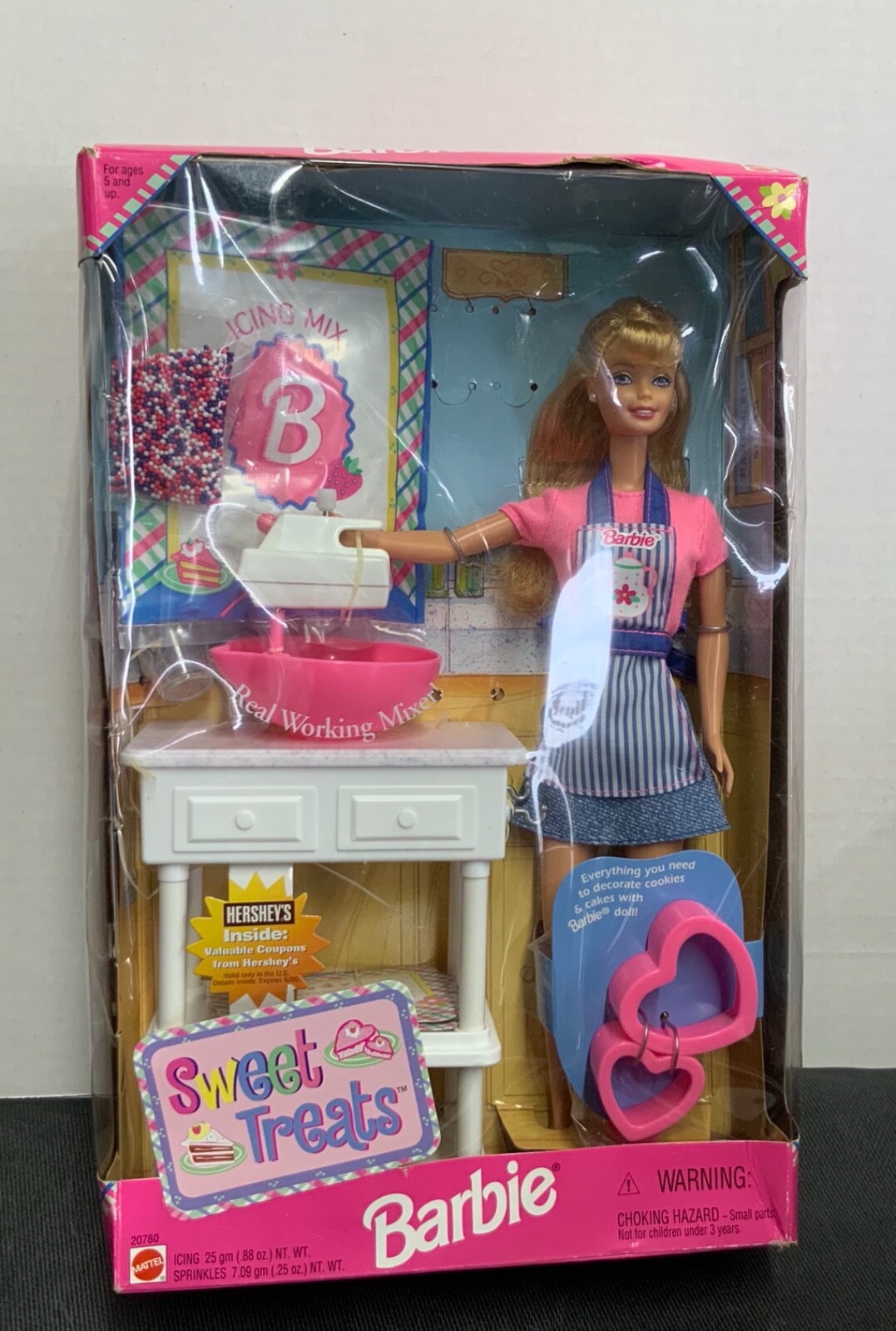 ヴィンテージ　Barbie食器セット Sweet Treats Barbie Doll Kitchen Set #20780 1998 New in Box