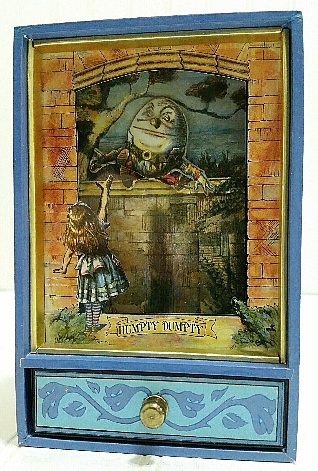 Sankyo Shoji ALICE IN WONDERLAND “Humpty Dumpty” Working