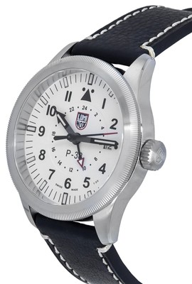 Pre-owned Luminox Air Pilot P-38 Lightning Gmt White Dial Swiss Quartz Xa.9527 Mens Watch