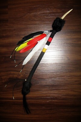 NATIVE AMERICAN - MEDICINE WHEEL COLORS - SPIRIT/TALKING STICK 21.5'' CEREMONIAL