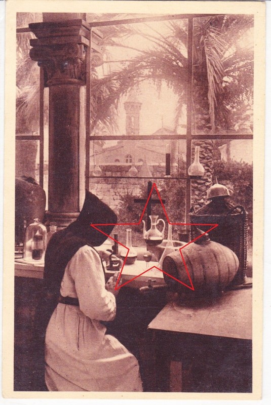 Ile Saint Honorat Cannes. Abbaye N-D De Lerins. Le Laboratoire Du MonastÃ¨Re.