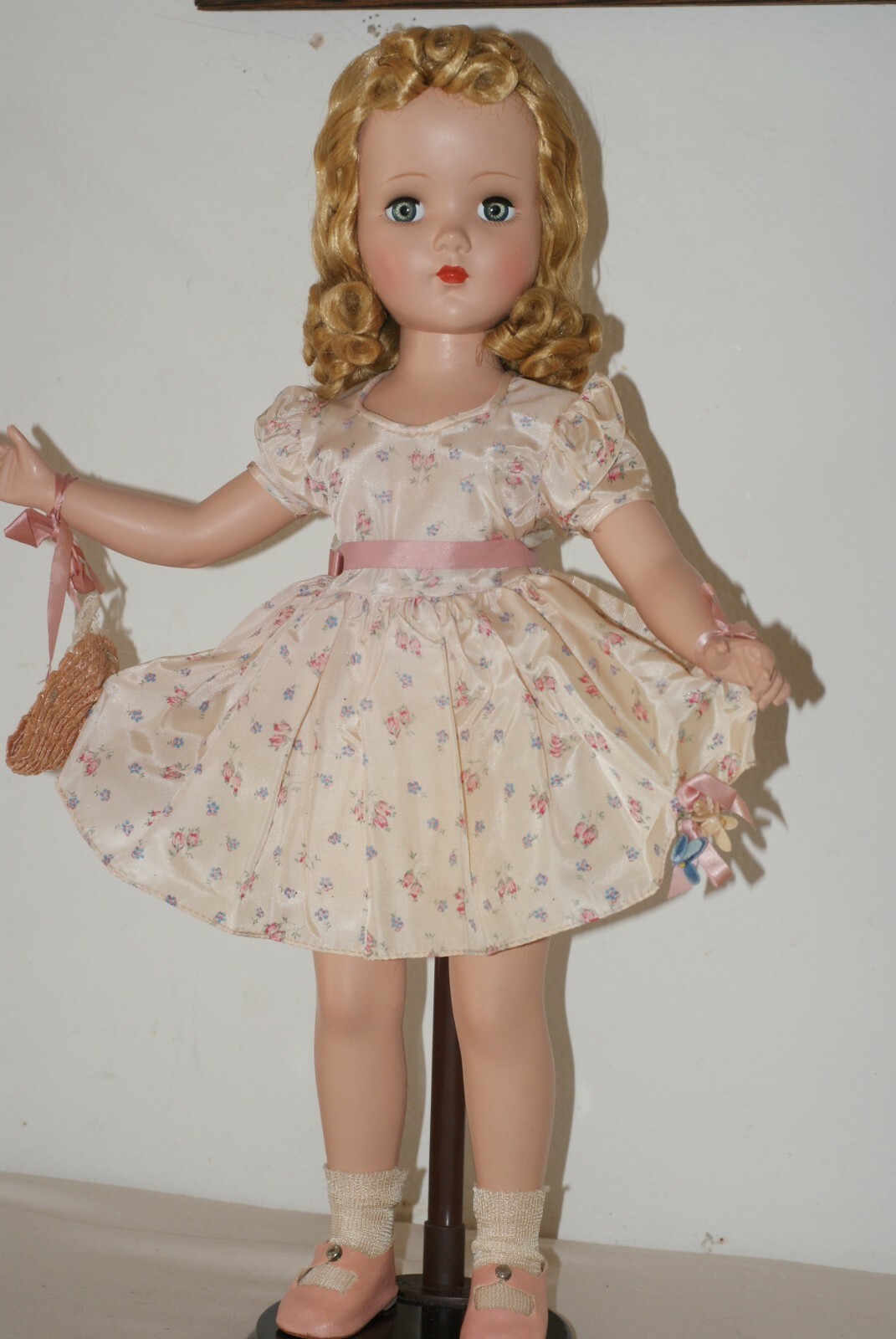 STUNNING!!! Vintage 20