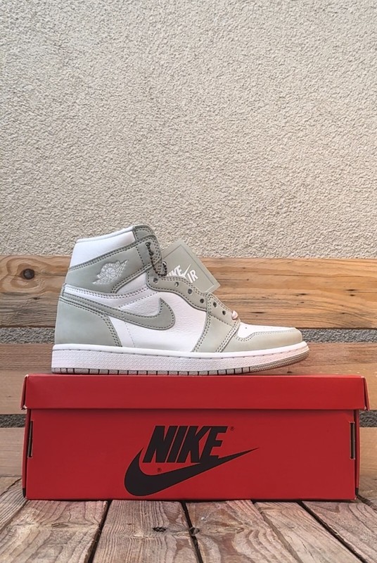 Jordan 1 Seafoam