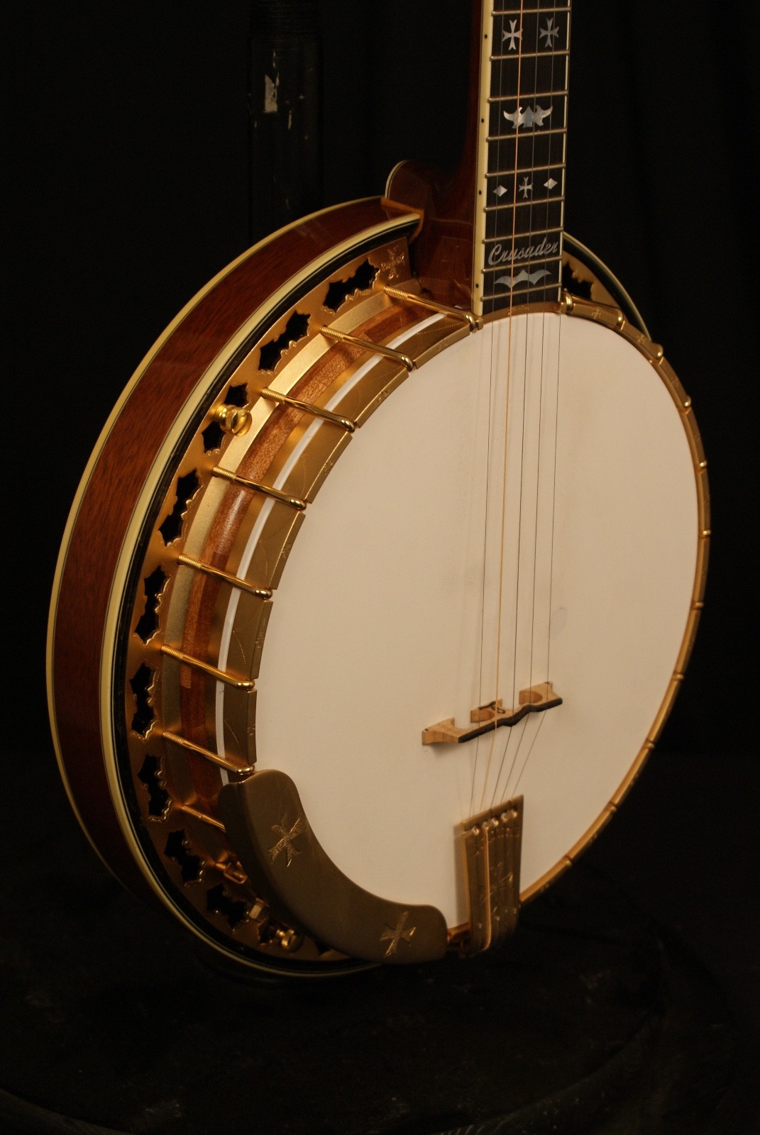 2004 Stelling Crusader DELUXE 5 string banjo GOLD engraved w/ Stelling Hardcase