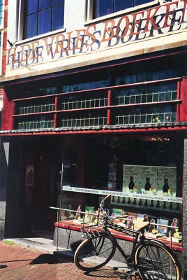 H. De Vries Boeken (Bookstore), Haarlem, The Netherlands --POSTCARD