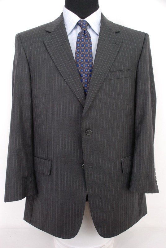 Jos A Bank Signature Gold 2Btn Suit Charcoal Gray Pinstripe Men’s 42R
