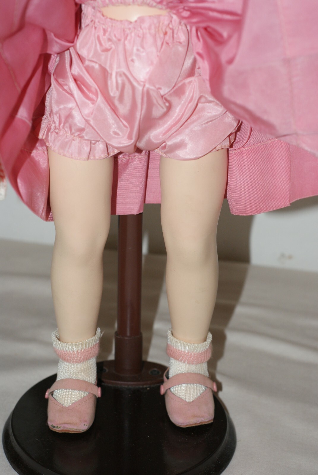 GORGEOUS! Vintage 18